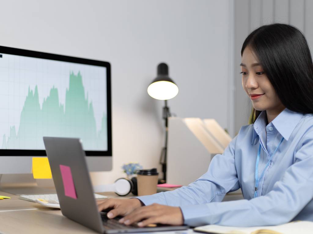 Small Business Contract Award Strategy