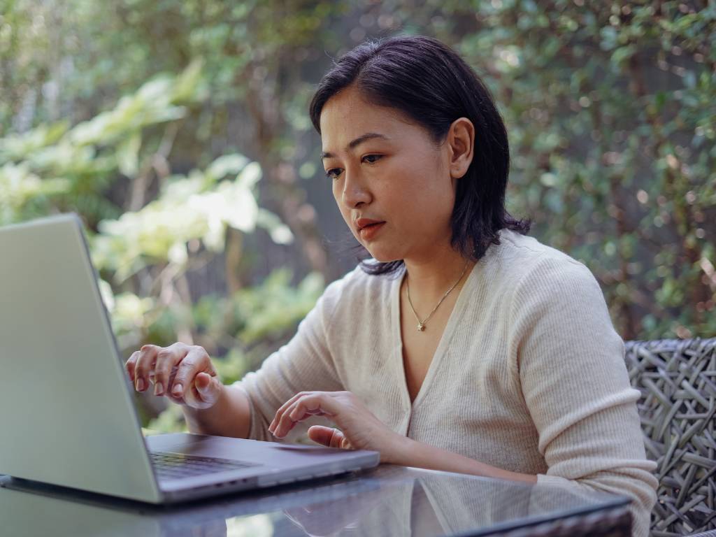 Small Business Government Contract Support
