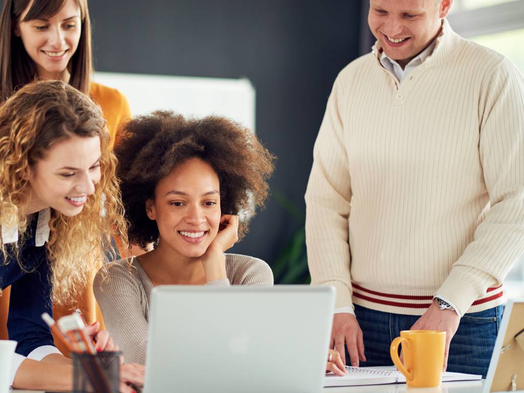 Contract vehicle positioning