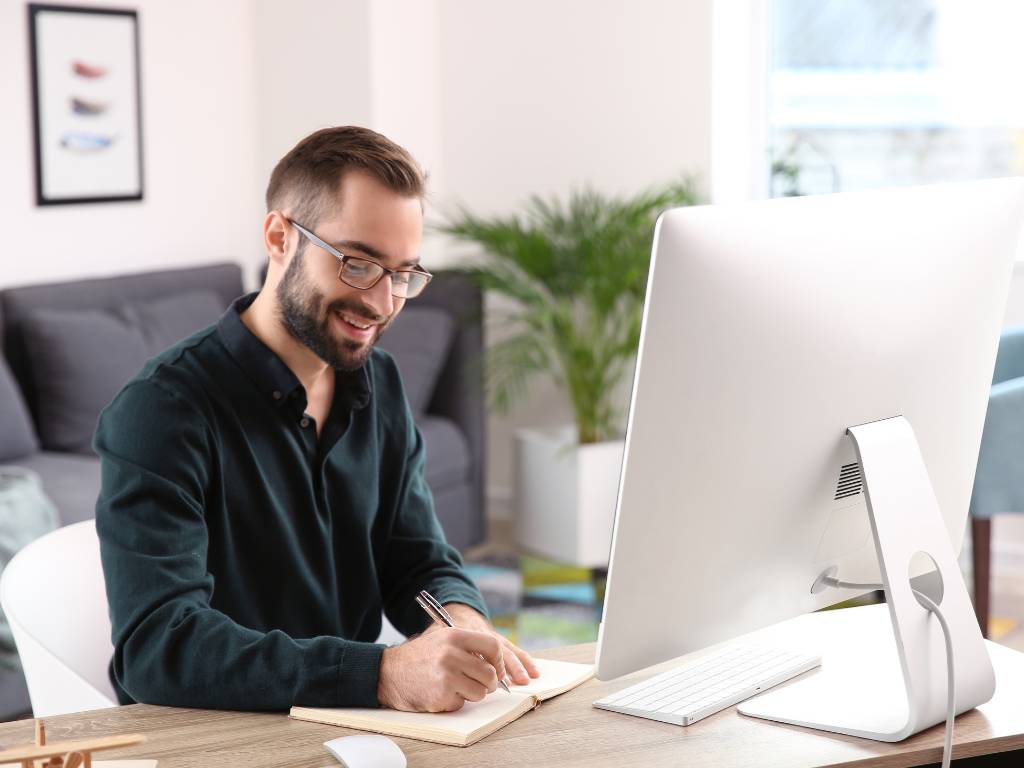 Staffing Strategy for Government Proposals