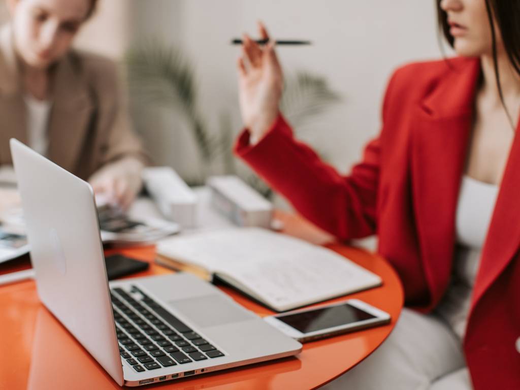 Staffing Strategy for Government Proposals